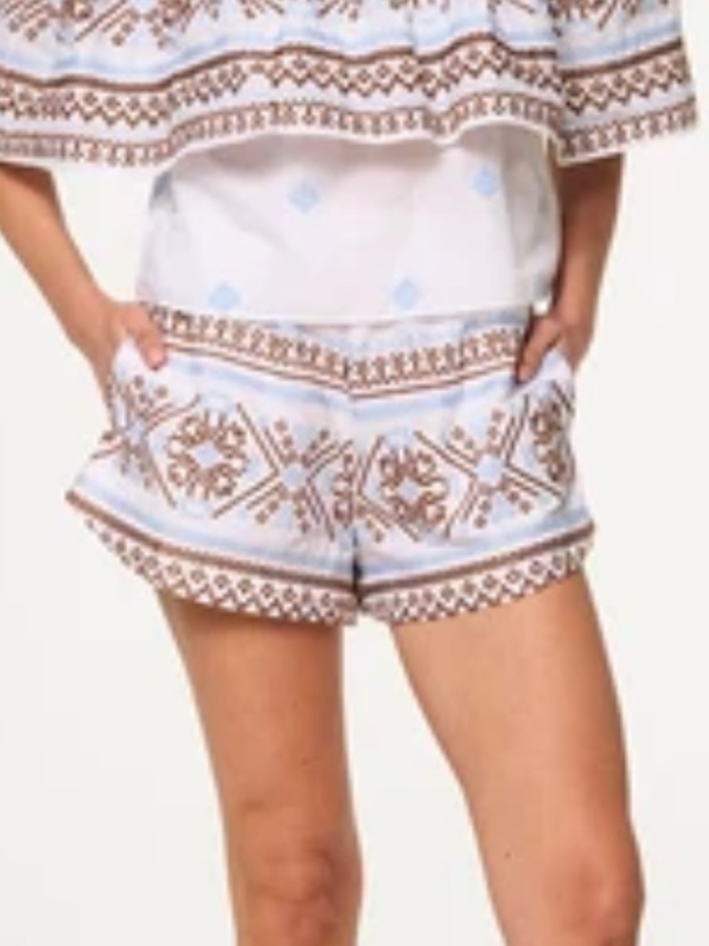 Misa Noah short size Small